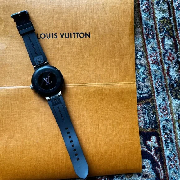 LOUIS VUITTON Tambour Horizon Smart Watch